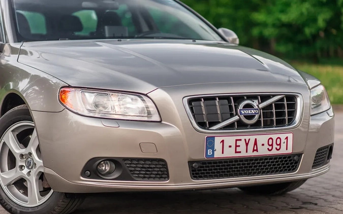 Volvo V70 cena 29999 przebieg: 341543, rok produkcji 2010 z Szlichtyngowa małe 742